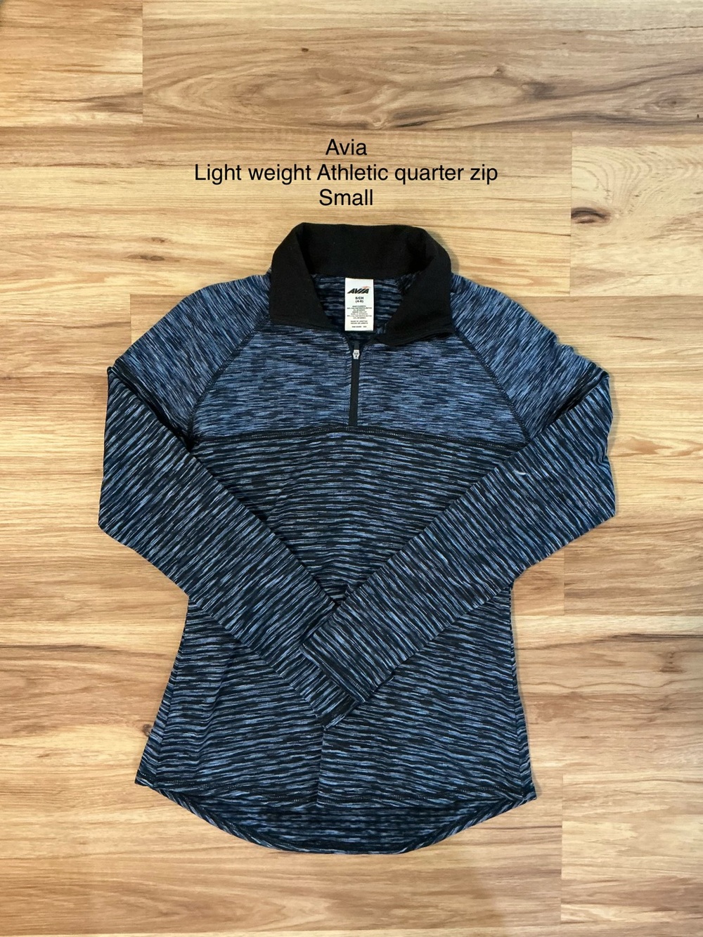 Women’s Avia quarter zip athletic pull over